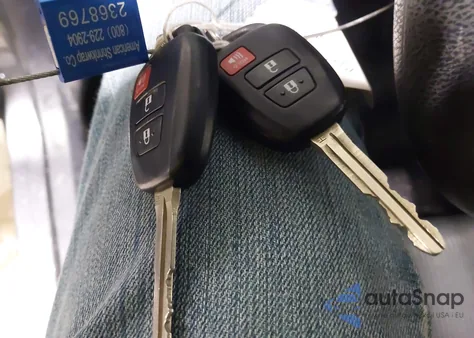 2017 Toyota Rav4 Le из США, поврежденный, VIN JTMBFREV2HJ128679